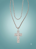 Collana con Croce Dettagliata