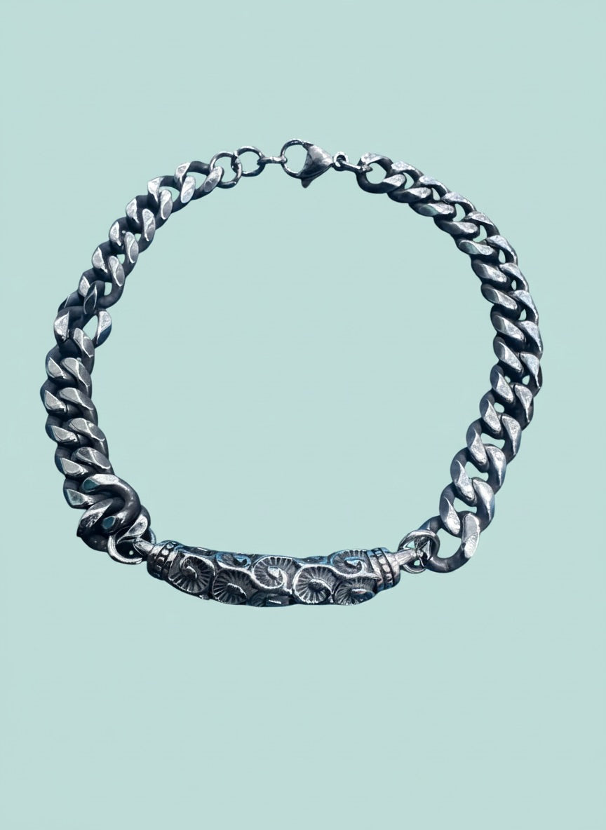 Bracciale a catena "Urban Tribal" in acciaio inox – Design iconico con inserto cilindrico inciso